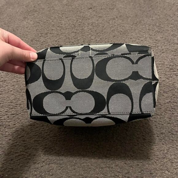 Y2K Coach Legacy Shoulder Bag - Picture 4 of 5